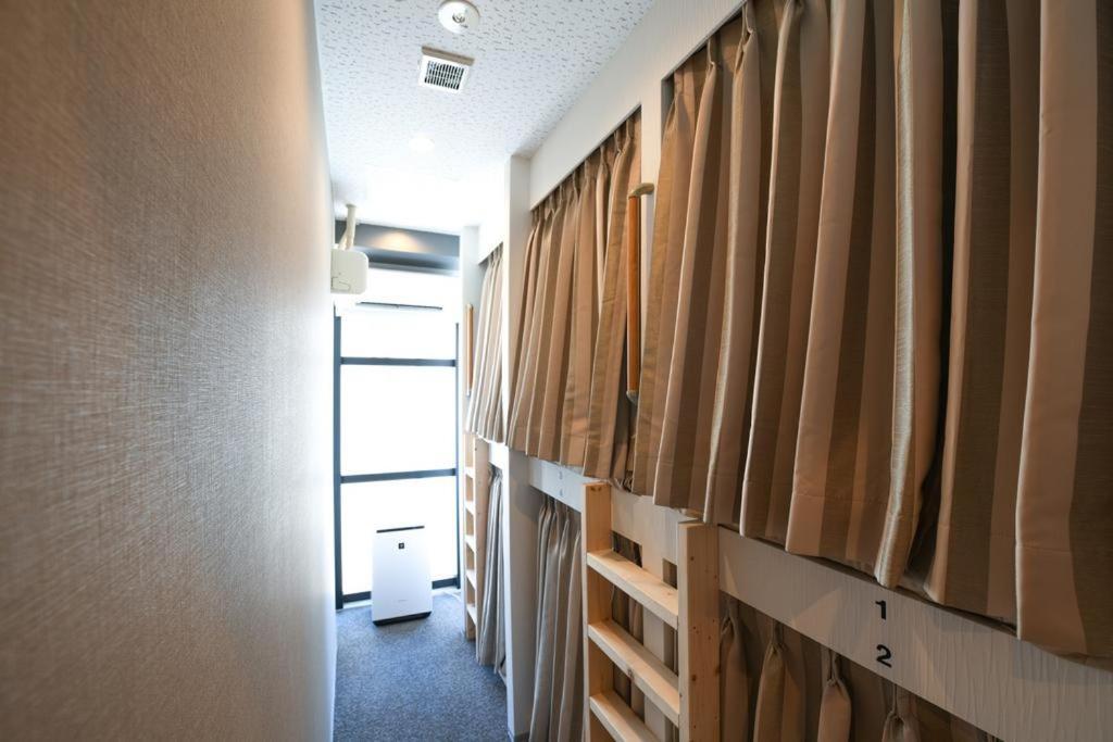 Hostel Mash Cafe & Bed Akihabara Präfektur Tokio Exterior foto